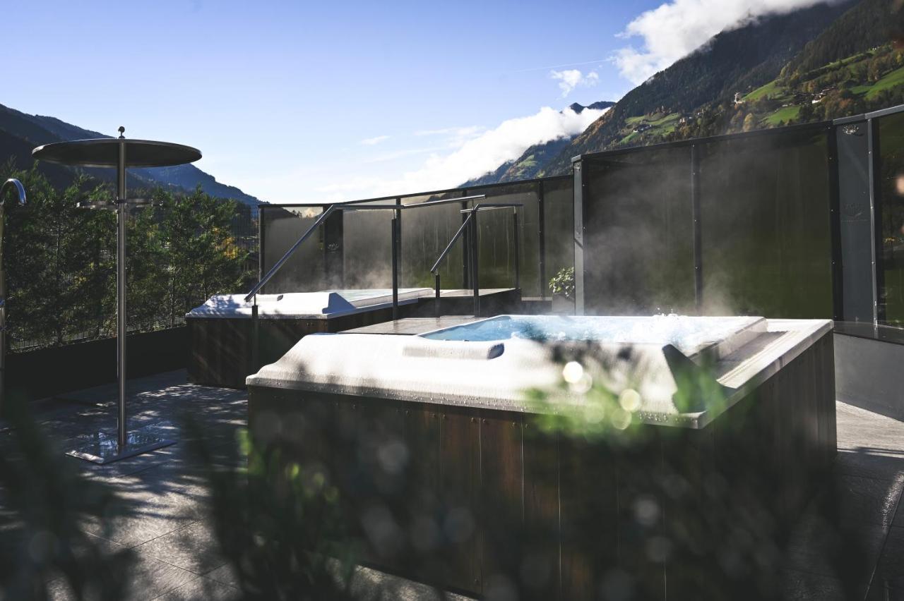 Wiesenhof Gardenresort San Leonardo in Passiria Eksteriør bilde